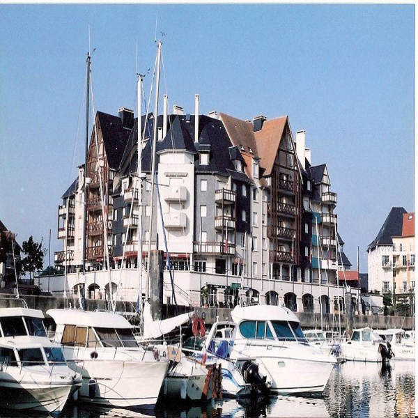Offres de location Appartement Dives-sur-Mer 14160